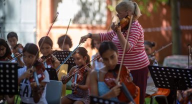 Adalar Çocuk ve Gençlik Orkestrası'ndan uluslararası ilk müzik okulu