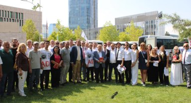 ADD, ABD Büyükelçisi Tom Barrack'ı protesto etti