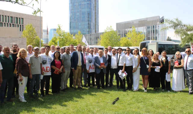 ADD, ABD Büyükelçisi Tom Barrack'ı protesto etti