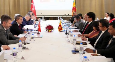 Bakan Tekin Türkiye-Sri Lanka iş birliği toplantısında