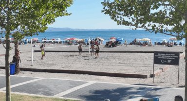 Balıkesir Büyükşehir plaj voleybolu severleri unutmadı