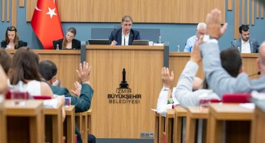 Başkan Tugay: Yangının yaralarını birlikte saracağız 