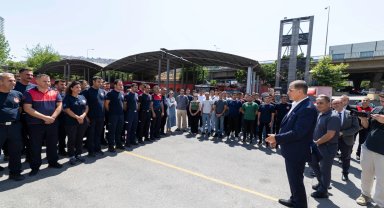 Başkan Tugay'dan izmir'in ateş savaşçılarına teşekkür