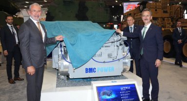 BMC yeni askeri araçlarıyla fuara damga vurdu