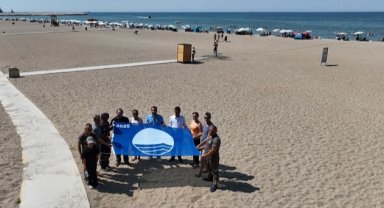 Bursa sahillerinde 'Mavi Bayrak' dalgalanıyor