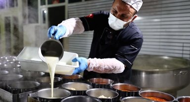 Denizlili vatandaşlar aşevlerini doldurdu