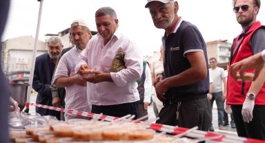 Düzce'de aşure geleneği sürdü