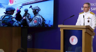 Hudutlarda 221 şahıs yakalandı