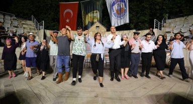 "İlmik İlmik" Efes Selçuk'ta büyük beğeni topladı