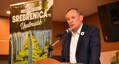 İzmir Çiğli'de Srebrenica Soykırımı'nın 30. yılı anıldı