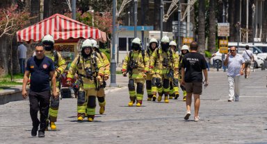 İzmir İtfaiyesi sonunda isyan etti, sokağa indi!
