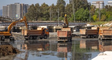 İZSU'dan Meles ve Manda derelerinde temizlik seferberliği