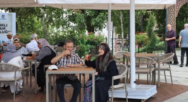 Kocaeli Saygınlar Kulübü'nde saygıdeğer sevda