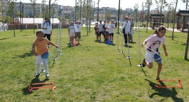 Kocaeli'de çocuklar geleneksel oyunlarla buluştu