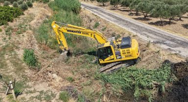 Manisa Gümülceli'de olası taşkınlara karşı temizlik