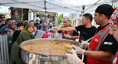 Manisa'da merhum Başkan vefatının 40. gününde anıldı