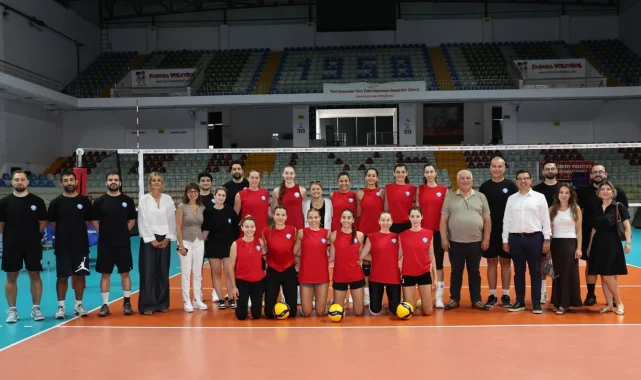 Nilüfer Belediyespor Eker Kadın Voleybol Takımı yeni sezon hazırlıklarına başladı