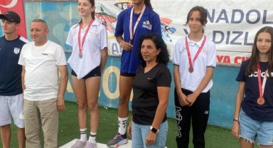 Sakarya Büyükşehir sporcuları başarılarına yenilerini ekledi