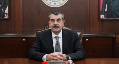 Şehit öğretmen Yılmaz'a Bakan Tekin'den anma mesajı