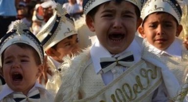 Sünnette çocuğun psikolojisine dikkat edilmeli