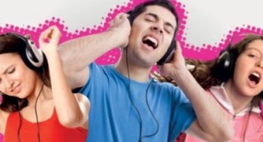 Üniversitelinin müzik karnesi belli oldu! Her 10 gençten 9'u her gün müzik dinliyor!