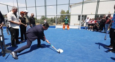 Yatağan'a çim hokeyi sahası açıldı