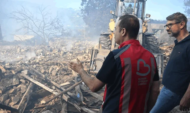 Bakan Kurum, Sındırgı Depremi'ndeki hasar boyutunu açıkladı