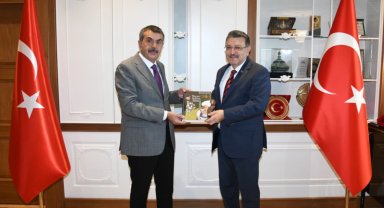 Bakan Yusuf Tekin'den Trabzon'a ziyaret