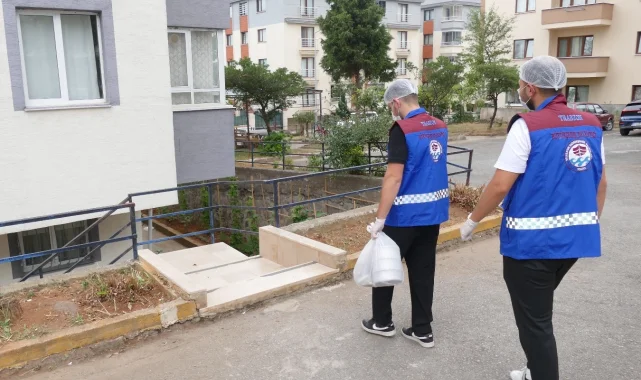 Bin 805 aileye evde sıcak yemek