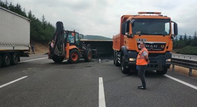 Bolu Dağı Tüneli'nde kaza! İstanbul istikameti trafiğe kapandı!