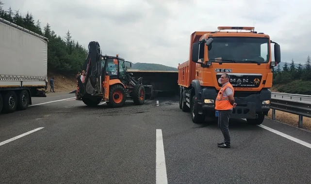Bolu Dağı Tüneli'nde kaza! İstanbul istikameti trafiğe kapandı!
