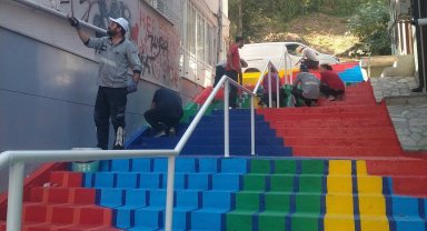 Bursa'da cadde ve sokaklar tuval gibi işleniyor