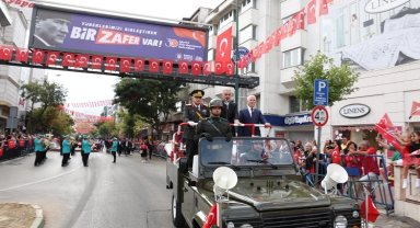 Bursa'da Zafer Bayramı coşkusu