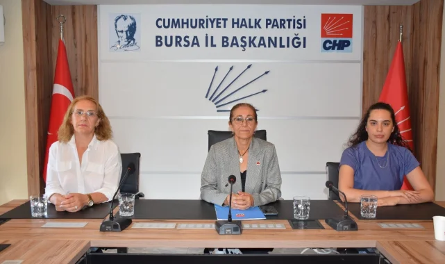 CHP Bursa İl Kadın Kolları'ndan kadın cinayetlerine tepki