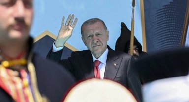 Cumhurbaşkanı Erdoğan, Malazgirt Zaferi'nin yıl dönümünde Ahlat ve Malazgirt'te
