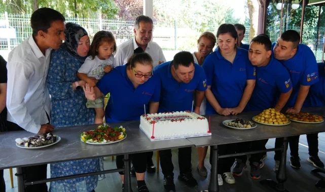 Düzce'de Kusursuz Kafe 9 yaşında