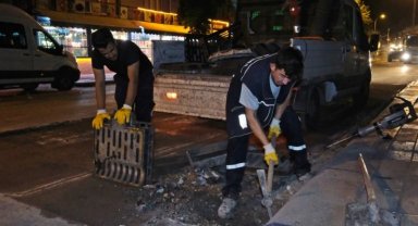 Eskişehir'de gece bakım ve temizlik çalışması