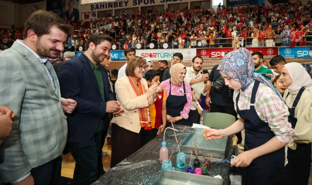 Gaziantep'te 55 bin öğrenciyle yaz olimpiyatlarına veda