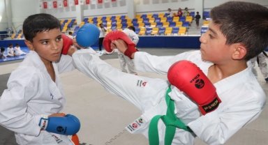 Geleceğin sporcuları Büyükşehir'le yetişiyor
