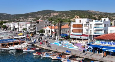 İzmir Büyükşehir'den Foça'ya kamusal dokunuş