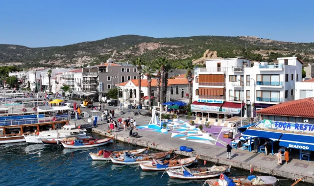 İzmir Büyükşehir'den Foça'ya kamusal dokunuş