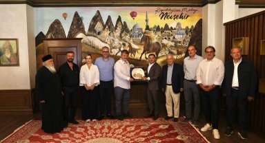 Kapadokya'da mübadele torunlarından anlamlı ziyaret