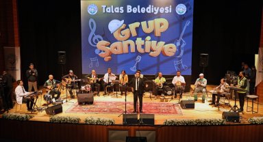 Kayseri Talas'ta yaz akşamları daha renkli