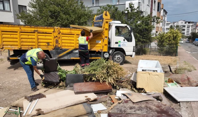 Kocaeli Çayırova'dan kaba atık uyarısı