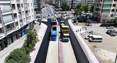 Konya Karatay'da asfalt çalışmalarına devam