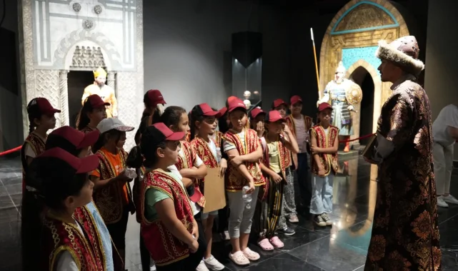 Konya'da 3 bin öğrenci 6 tarihi mekanda 6 tarihi karakteri tanıyor