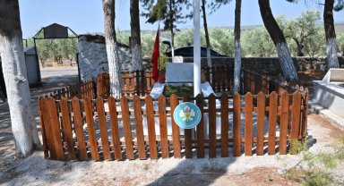 Manisa Büyükşehir Belediyesi şehit kabirlerini yeniliyor
