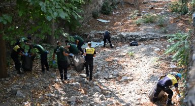 Manisa Çaybaşı'nda rutin temizlik