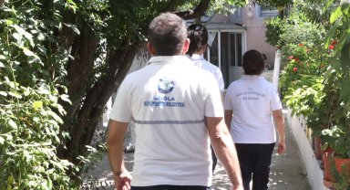 Muğla Büyükşehir'den 574 mahallede evde bakım hizmeti