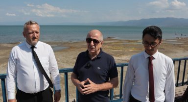 Prof. Dr. Özdağ: İznik Gölü'nü kaybetmek istemiyoruz